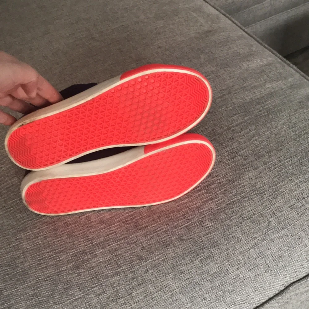 MiniBoden Canvas High Top Sneakers - Picture 10 of 15